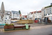 Auf dem Grünen Platz in Sindelfingen entsteht die Eisbahn für das Winterwunderland.