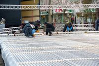 Auf dem Grünen Platz in Sindelfingen entsteht die Eisbahn für das Winterwunderland.