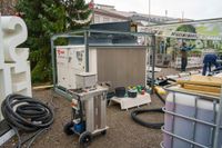 Auf dem Grünen Platz in Sindelfingen entsteht die Eisbahn für das Winterwunderland.