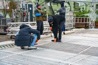 Auf dem Grünen Platz in Sindelfingen entsteht die Eisbahn für das Winterwunderland.