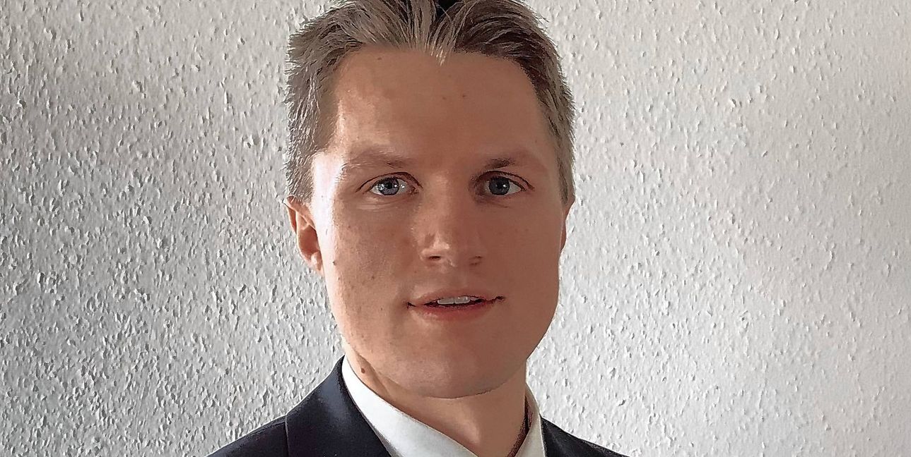 Joachim Schönball musiziert beim Böblinger Orgelfrühling.