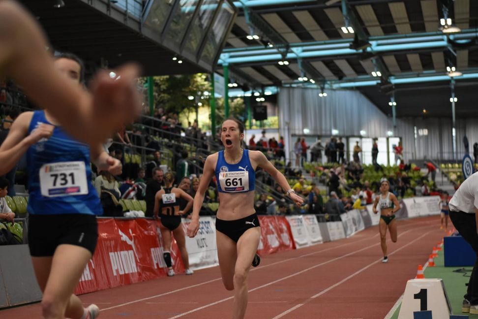 Nathalie Schmidt vom VfL Sindelfingen pulverisierte ihre Hallen-Bestleistung über die 800 Meter um fünf Sekunden.