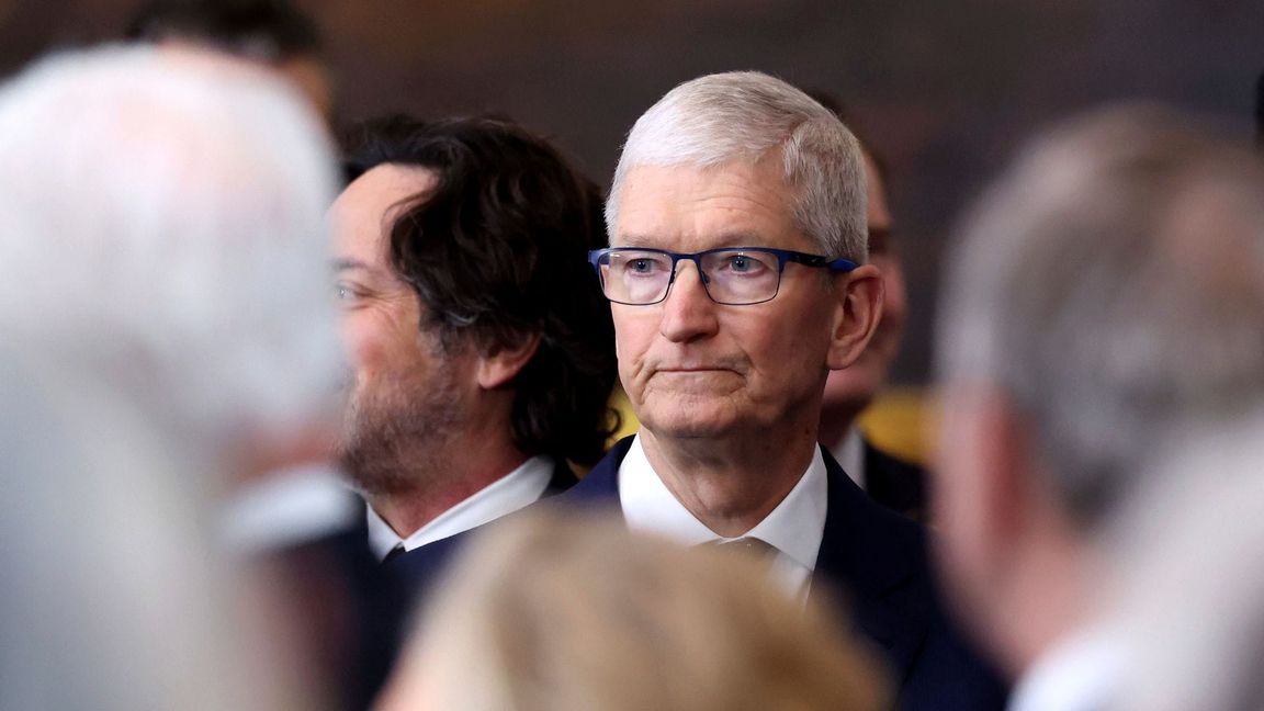 Kündigt nach seinem Treffen mit Trump ein 500 Milliarden Dollar schweres Investitionsprogramm an: Apple-Chef Tim Cook. (Archivbild)