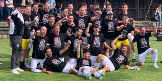Großer Jubel beim TSV Dagersheim nach dem Spiel beim TV Gültstein über die Meisterschaft.