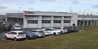 Die Rettungswache der Malteser, angedockt an die Straßenmeisterei an der B 464 auf Markung Magstadt, kostete rund drei Millionen Euro.