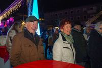 Gemeinsames Weihnachtsliedersingen mit den Hanke Brothers auf dem Grünen Platz.