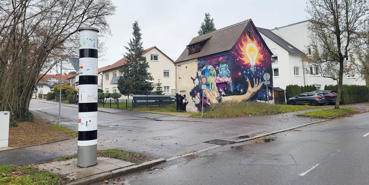 Der neue Blitzer in der Seestraße ist der Ergebnis eines langen Prozesses. 33 000 Fahrzeuge wurden zuvor gemessen, 85 Prozent davon fuhren zu schnell.
