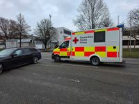 Unfall in der Böblinger Straße: Zwei Autos nach Vorfahrtsmissachtung abgeschleppt.