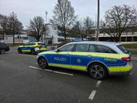 Unfall in der Böblinger Straße: Zwei Autos nach Vorfahrtsmissachtung abgeschleppt.