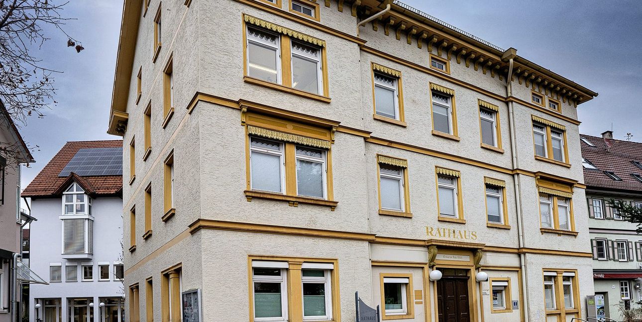 Im Aidlinger Rathaus hat die Gemeindeprüfungsanstalt in der Kämmerei Mängel beanstandet.