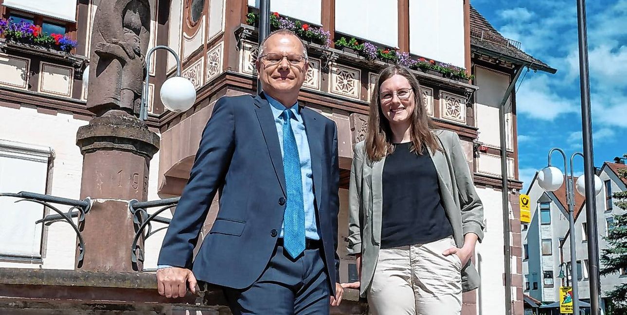 Ralph Süßer und Tina Ohngemach: „Wir wollen nicht, dass der Bürgermeister einen Berg voller unerledigter Aufgaben vorfindet, wenn er zurückkommt.“