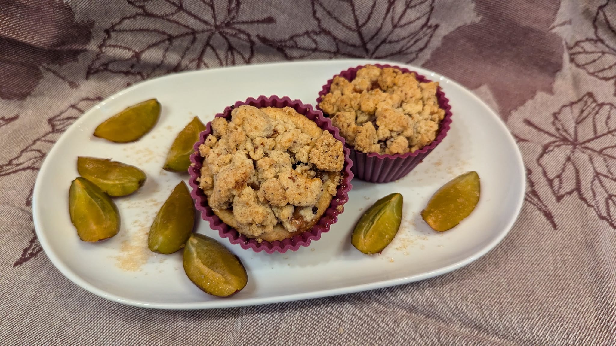 Zwetschgen-Muffins mit Streusel.