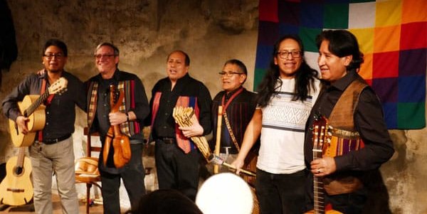 Die Gruppe „Alaya“ spielt beim Jubiläumskonzert von Interkultur Sindelfingen.