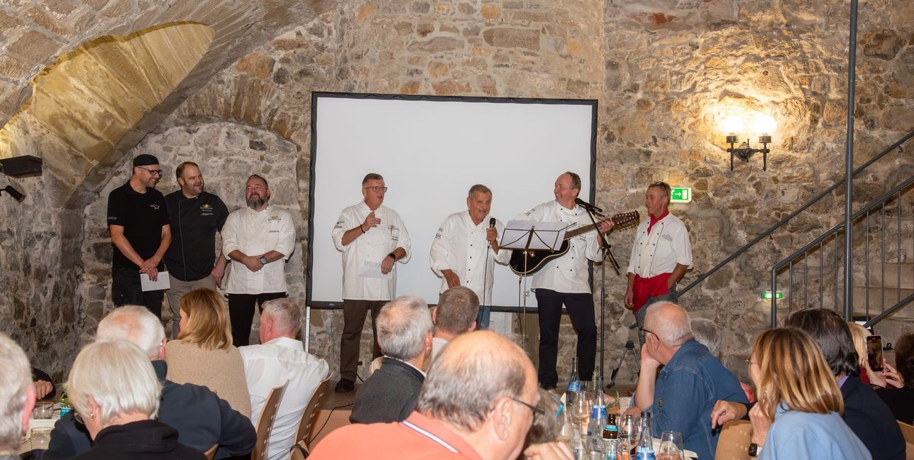 Wo gesungen wird, da lass dich nieder: Die Heckengäu-Köche sind auch der Musik zugetan.