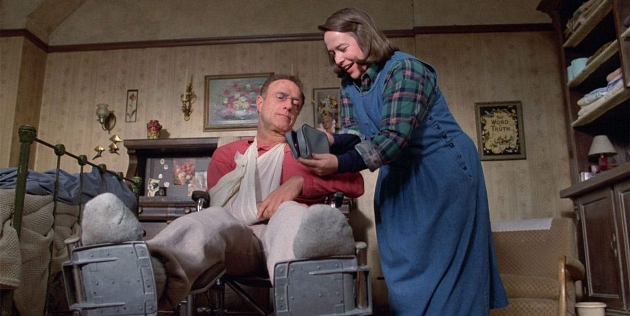 Kathy Bates kümmert sich rührend um „Misery“-Autor James Caan.