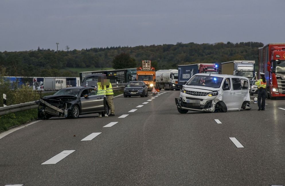 Die Autobahn war längere Zeit gesperrt. Bild: SDMG/Dettenmeyer
