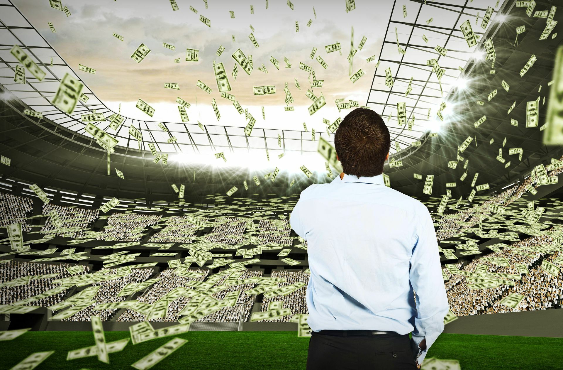 Im internationalen Fußball sind Milliarden US-Dollar im Umlauf. Das ist zu viel, finden inzwischen nicht nur die Romantiker unter den Fans.
 Foto: imago/ Panthermedia
