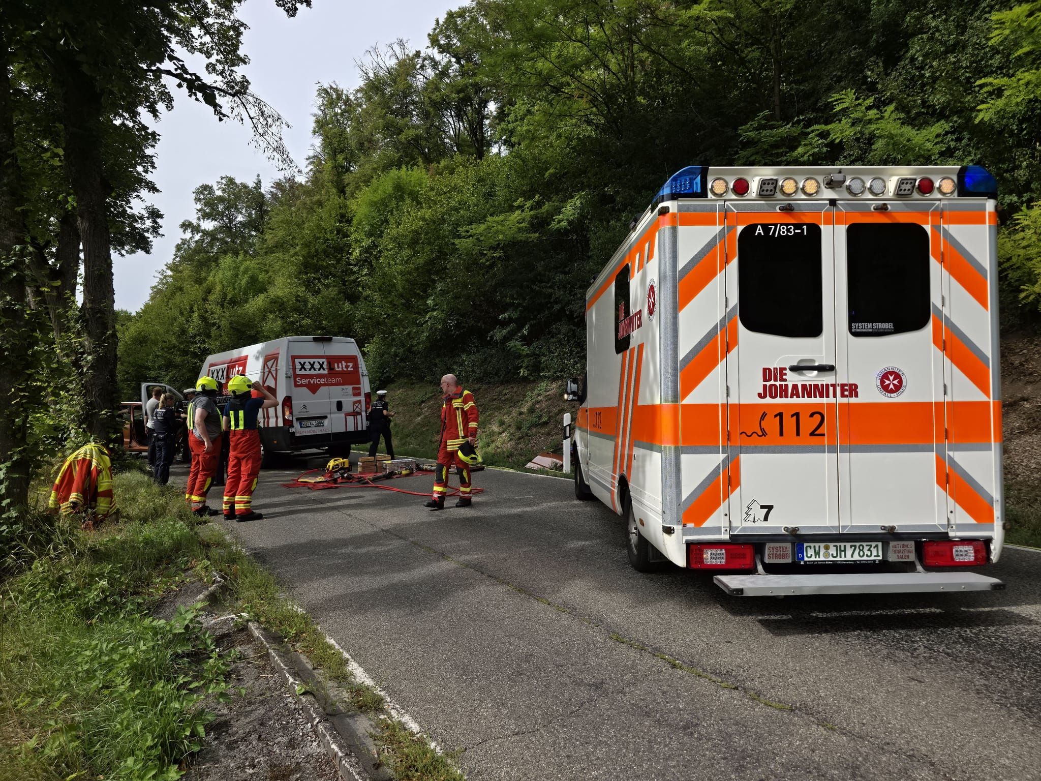 Unfall zwischen Aidlingen und Ehningen.