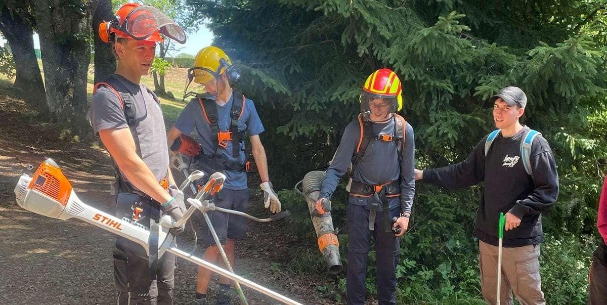 Pflege- und Erhaltungsmaßnahmen der Projektgruppe am Hartmannsweilerkopf.