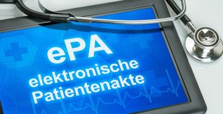 Die Elektronischen Patientenakte wird momentan noch nicht so starkt genutzt, weil das aufwendig ist und der Nutzen auf sich warten lässt. 	Bild: Adobe Stock /Zerbor