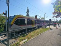 Am Südbahnhof in Böblingen wurde eine Person von einer Schönbuchbahn erfasst und schwer verletzt.