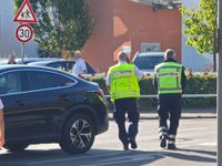 Am Südbahnhof in Böblingen wurde eine Person von einer Schönbuchbahn erfasst und schwer verletzt.