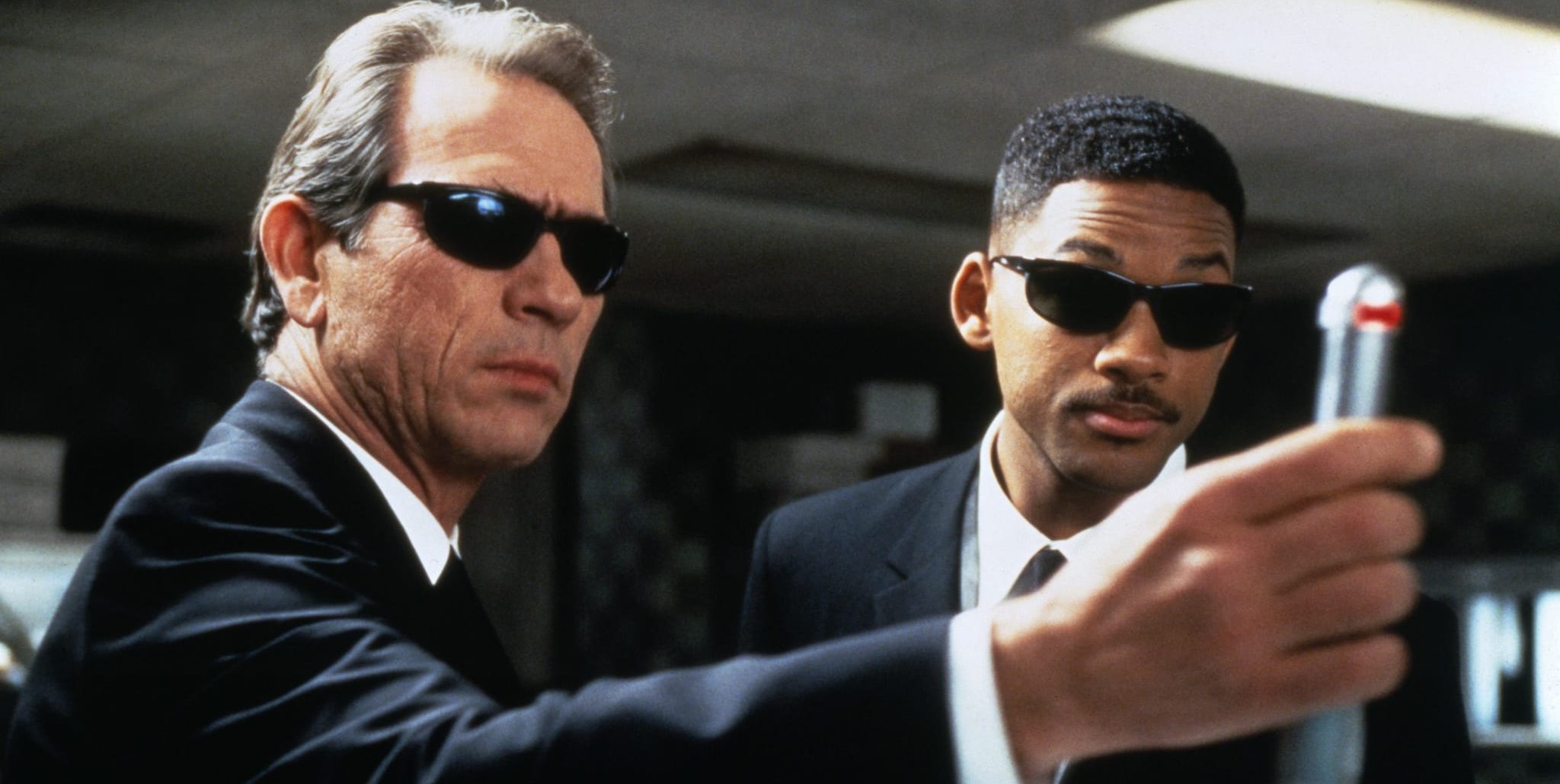 Tommy Lee Jones und Will Smith sind die „Men in Black“.