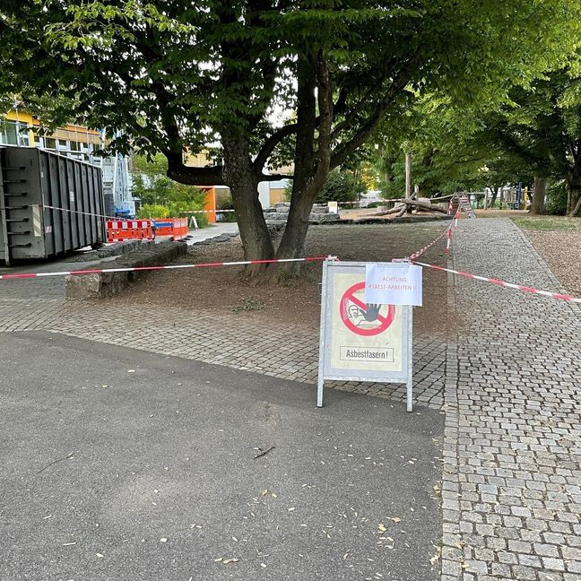 Die Stadt Sindelfingen gibt Entwarnung: Außerhalb des abgesperrten Baustellenbereichs bestanden keine gesundheitlichen Risiken. Bild: z