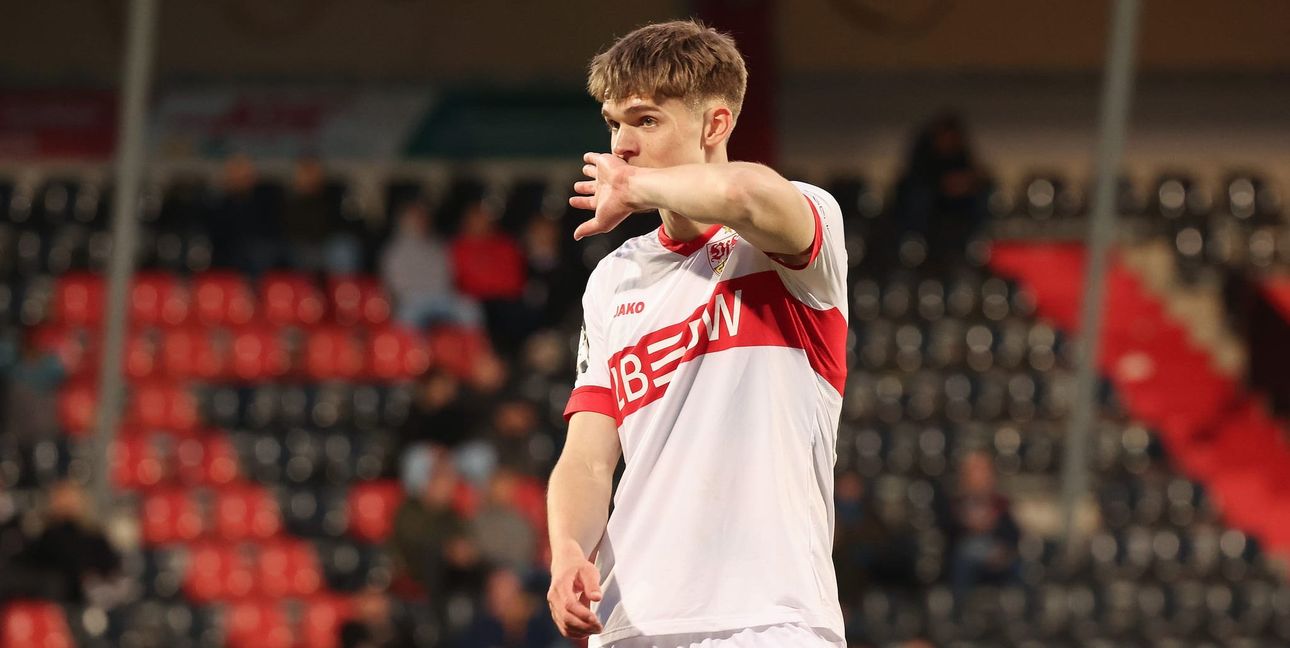 Leon Reichardt, hier noch im Trikot des VfB Stuttgart, hätte für Hansa Rostock fast sein erstes Tor geschossen. Bild: Baumann