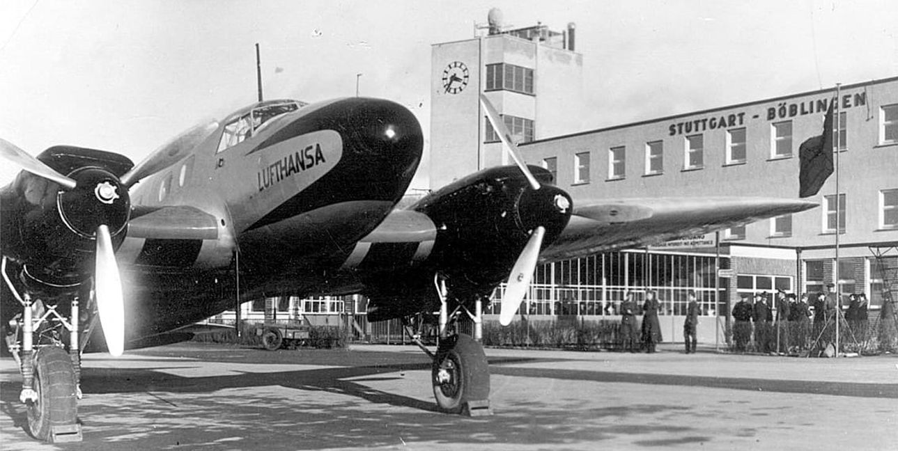 Eine Heinkel He 111 der Lufthansa. Vom Landesflughafen Stuttgart-Böblingen ging es hinaus in die Welt.