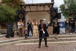 Gaukler, Handwerker und Marktstände sorgten beim Mittelaltermarkt im Herbst 2025 für buntes Treiben.