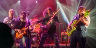 Vollgas im Bürgerhaus: Die Weihnachtssession hat ihre Maichinger Premiere erfolgreich über die Bühne gebracht.