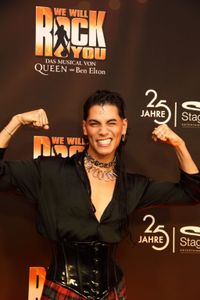 Die Premiere von "We will rock you" in Stuttgart ließen sich viele Promis nicht entgehen.