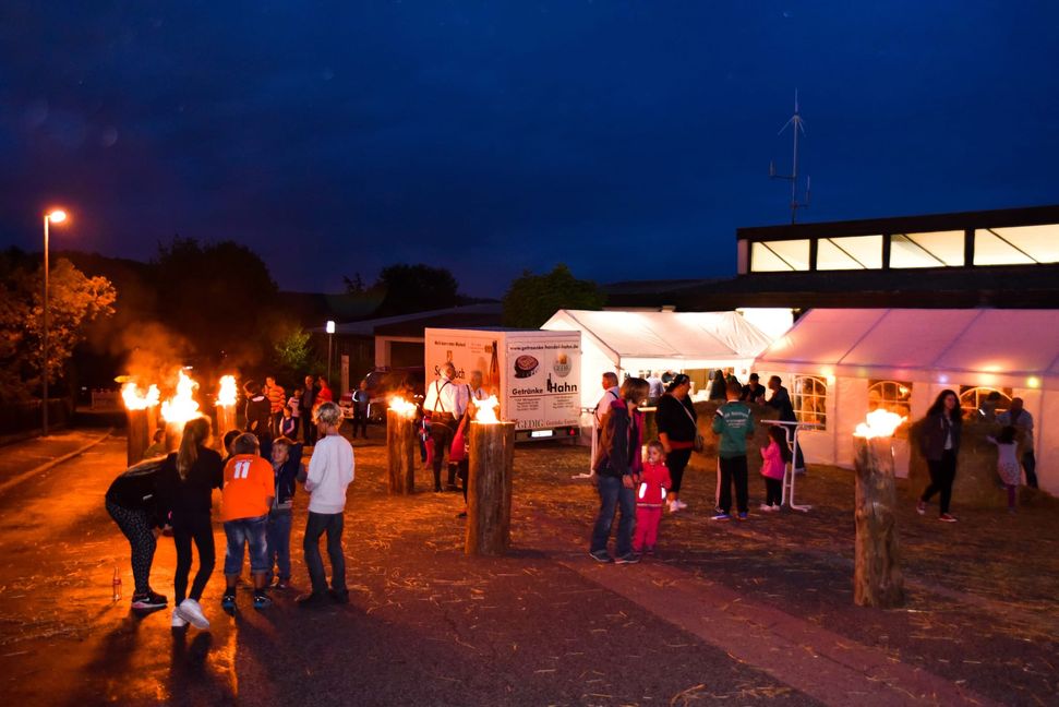 Gemütlichkeit beim Strohballenfest