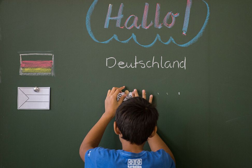 Nicht nur Kinder mit Migrationshintergrund haben mit Deutsch ein Problem. Nicht nur Kinder mit Migrationshintergrund haben mit Deutsch ein Problem.