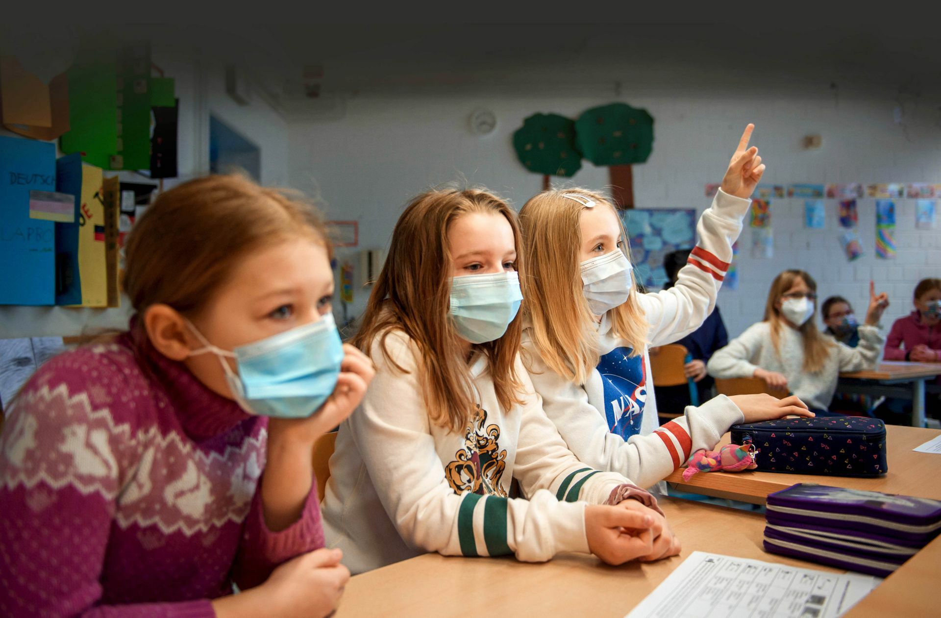 Den meisten Kindern hat die Maskenpflicht in der Schule keine größeren Schwierigkeiten bereitet. Jetzt ist sie abgeschafft