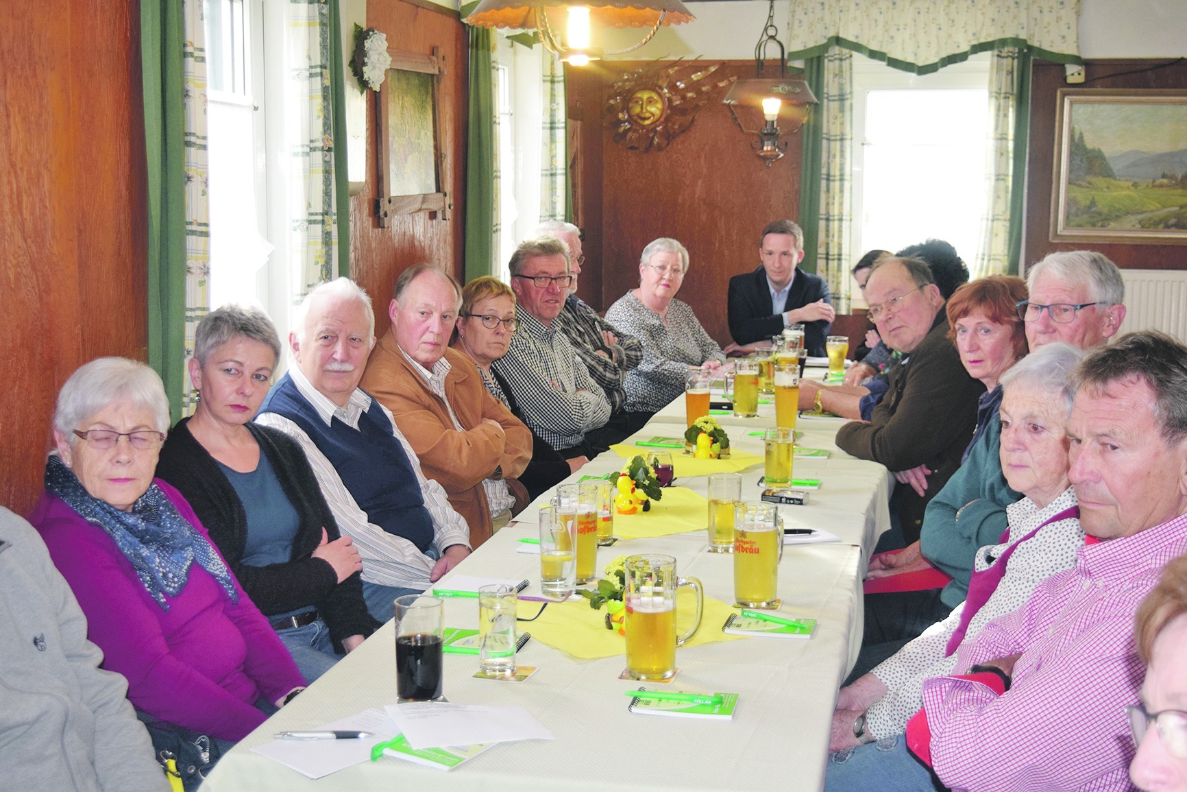Volles Haus beim SZ/BZ-Stammtisch am Freitagabend im Gasthaus Sonne in Magstadt. Bild: Krauter