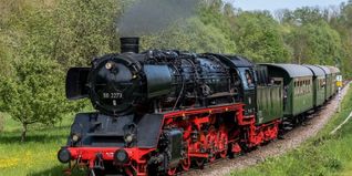 Wie zu Großvaters Zeiten: Der historische Museumszug „Feuriger Elias“ fährt am 7. Juni wieder durchs Strohgäu.