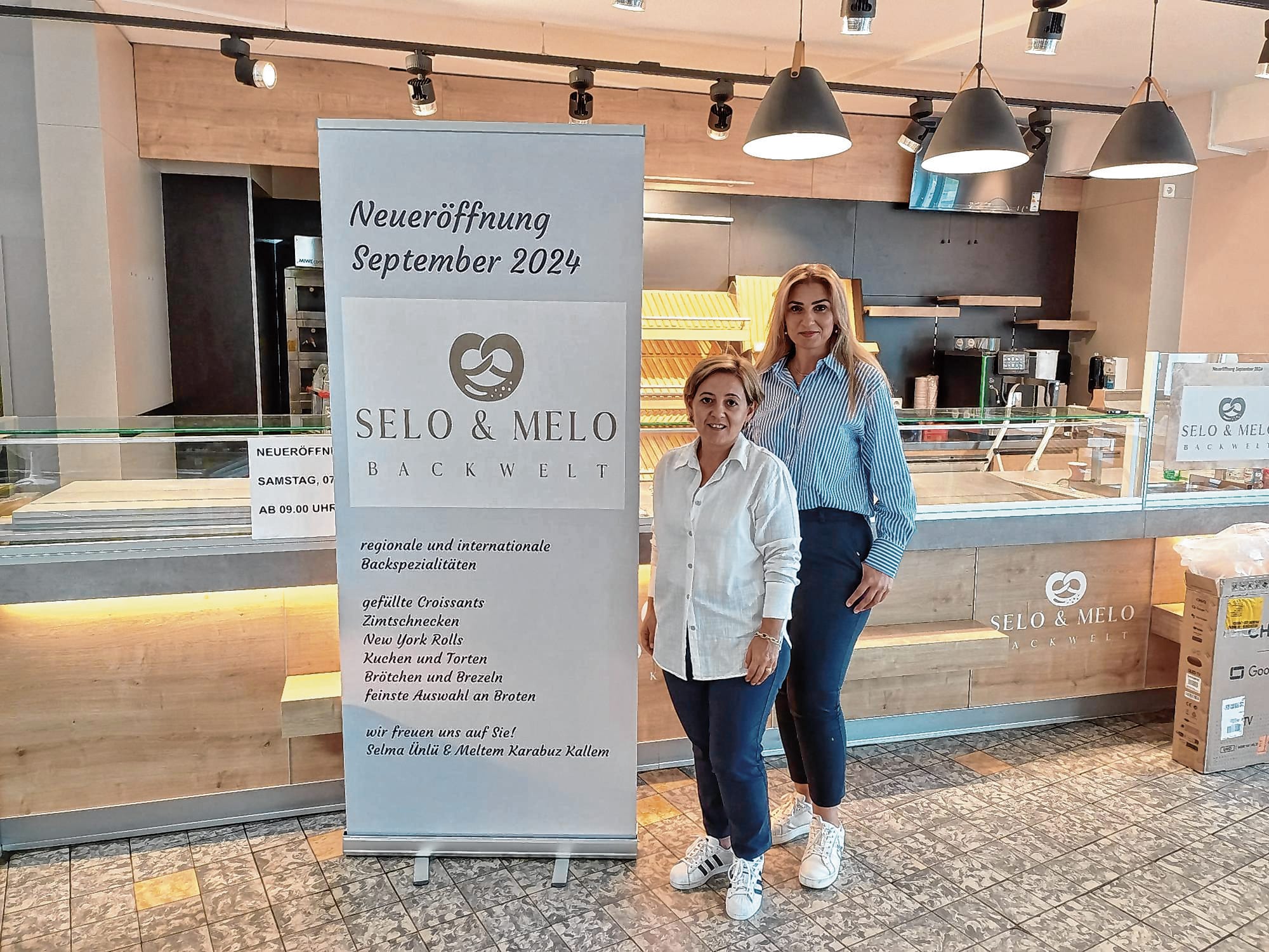 Selma Ünlü (rechts) und Meltem Karabuz Kallem freuen sich auf die Eröffnung am Samstag.