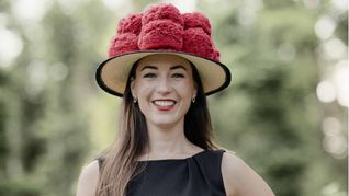 Bei offiziellen Anlässen trägt Börlind-Miteigentümerin Alicia Lindner auch schon mal einen Schwarzwälder Bollenhut.