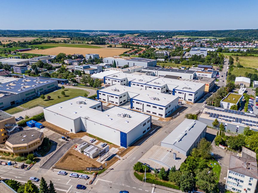World Courier zieht als erster Mieter in den City Dock Sindelfingen in Maichingen ein.