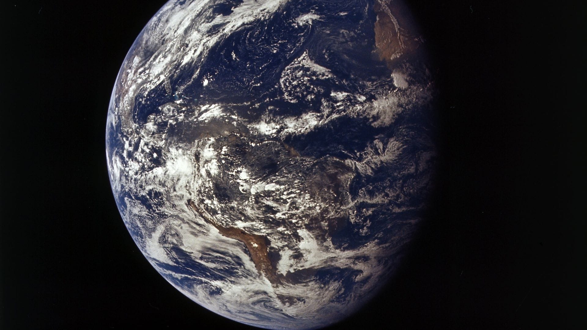 Die Erde rotiert - im Zuge des Klimawandels nun langsamer. (Archivbild)
