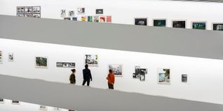 Ausstellungsansicht „No Place Like Home“. Italienische Fotografie seit den 1980er Jahren“ im Schauwerk.