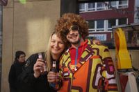 Narren, Hexen und tolle Stimmung beim Böblinger Rosenmontagsumzug.