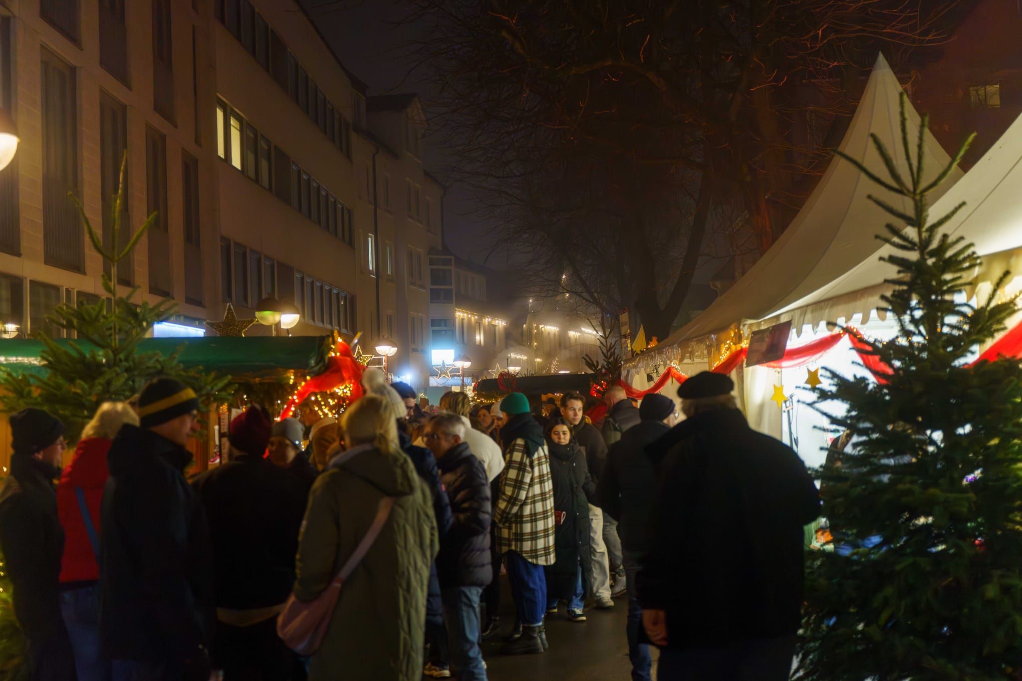 Schöne Vorweihnachtsstimmung auf dem Sindelfinger Weihnachtsmarkt.