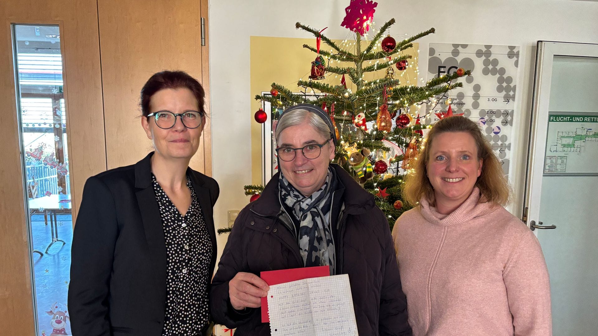 Die Spende nahm am Mittwoch Schwester Nicola Maria entgegen.