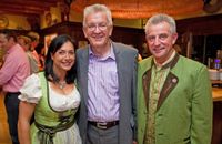 2011: Isolde und Werner Klauss mit Ministerpräsident Windfried Kretschmann.