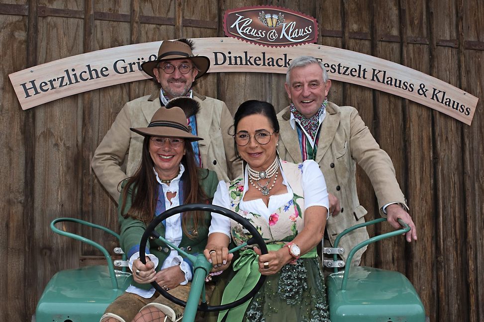 Dieter Klauss und Ute Augenschein (links), Werner und Isolde Klauss.