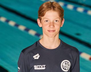 Felix Stumpf wurde für seine starken Leistungen der vergangenen Saison belohnt.