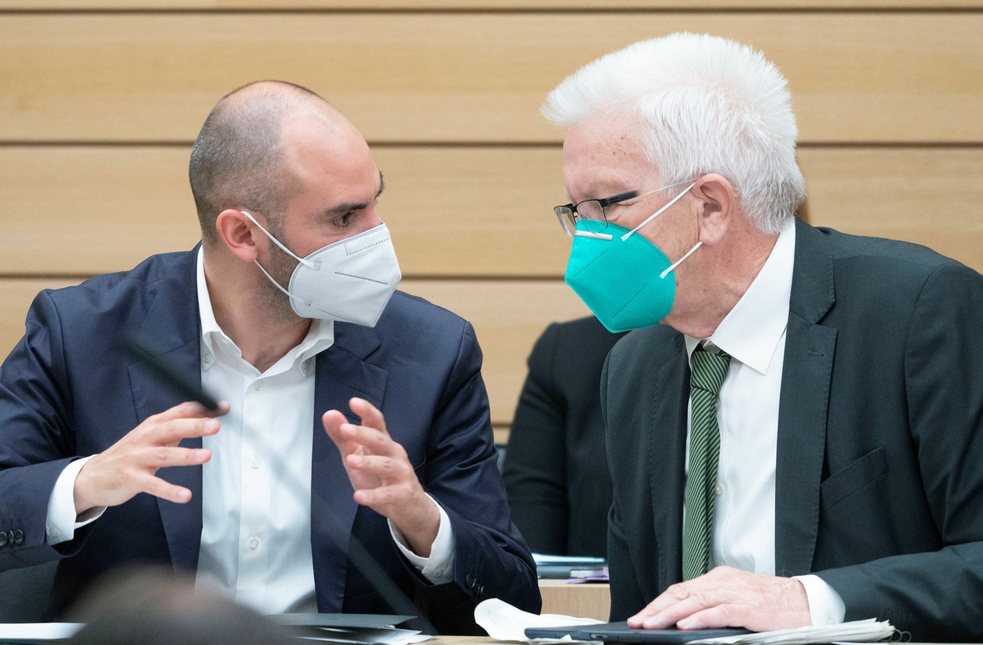 Beim Etat müssen Ministerpräsident  Kretschmann und Finanzminister Bayaz das Ruder herumreißen, meint der Landeschef der Steuerzahler Eike Möller.